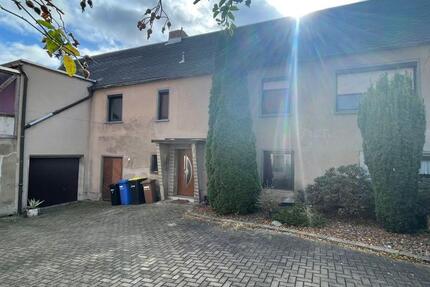 Haus zum Wohlfühlen: 4 Zimmer, Parkett, Holzofen und Garten 4 zimmer