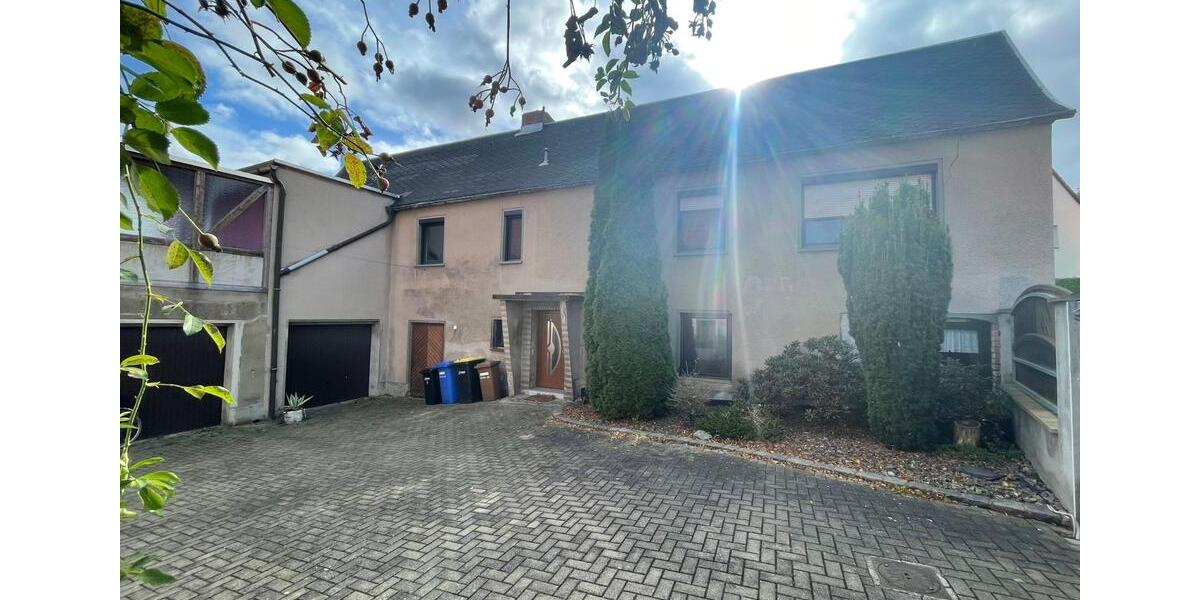 Haus zum Wohlfühlen: 4 Zimmer, Parkett, Holzofen und Garten 4 zimmer