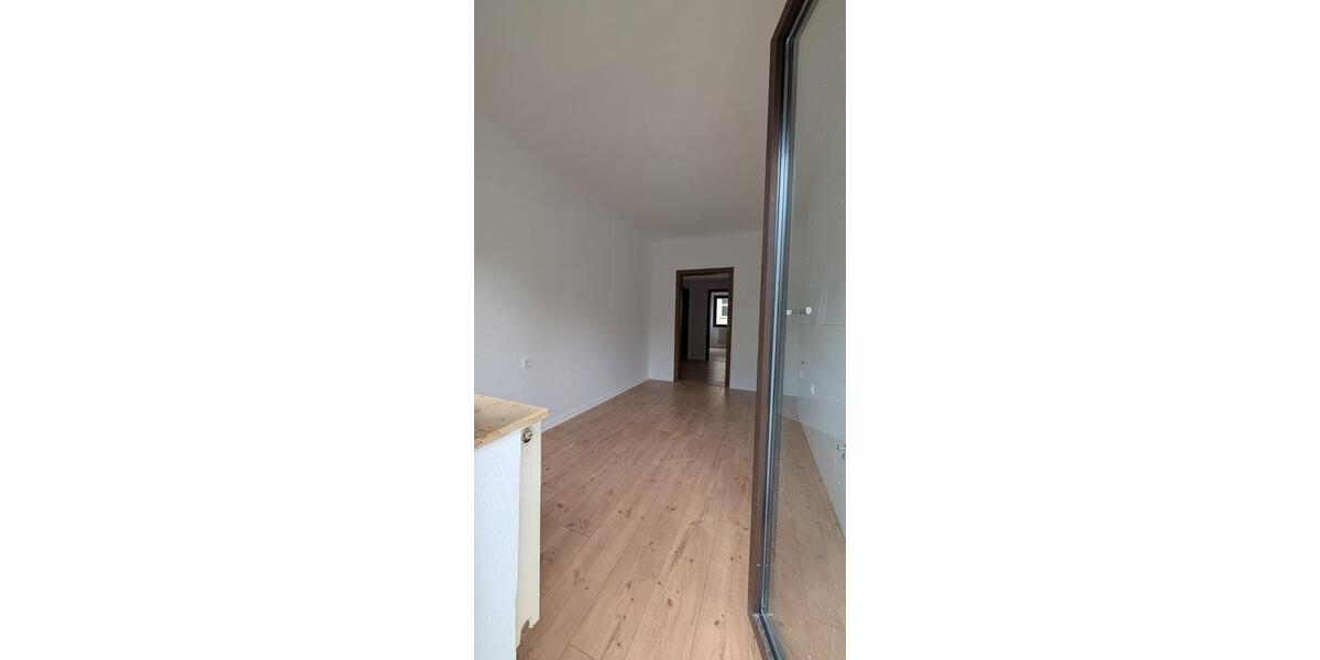 Etagenwohnung Gelsenkirchen Gelsenkirchen-Mitte - 3 Zimmer, 75 m&sup2;, 540&euro; | Angebot:26381543