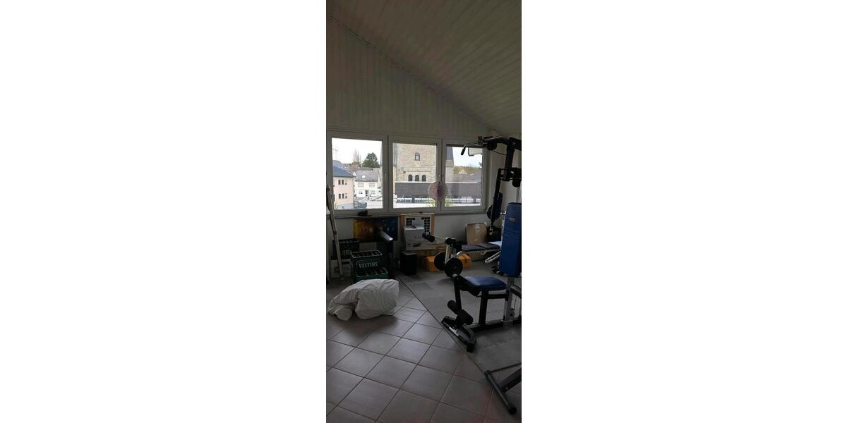 Etagenwohnung Montabaur - 2 Zimmer, 110 m&sup2;, 800&euro; | Angebot:26051903