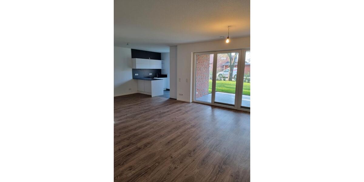 Erdgeschoßwohnung Hambühren - 2.5 Zimmer, 73 m&sup2;, 1.000&euro; | Angebot:26342175