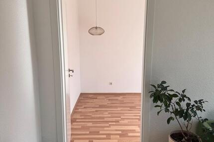 Wohnen auf Zeit Köln Innenstadt - 13 Zimmer, 70 m&sup2;, 600&euro; | Angebot:25937112