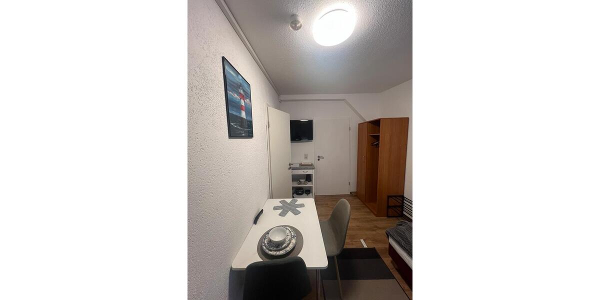 Etagenwohnung Pforzheim - 1 Zimmer, 16 m&sup2;, 680&euro; | Angebot:26134743