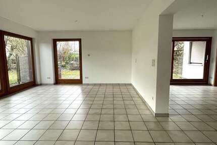 Wohnung zum Mieten in Laichingen 1.100 € 108.25 m² 4.5 zimmer