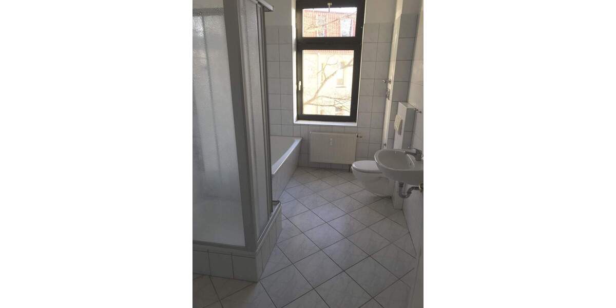 Etagenwohnung Magdeburg Alte Neustadt - 4 Zimmer, 105 m&sup2;, 850&euro; | Angebot:25748399