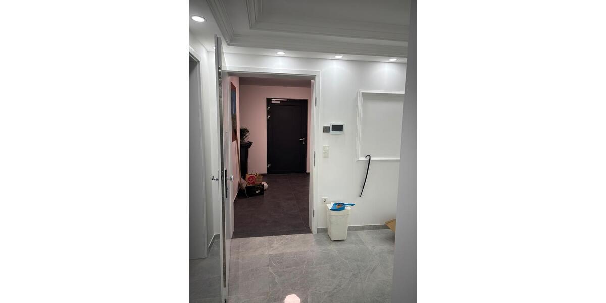 Erdgeschoßwohnung Kreuztal - 4 Zimmer, 135 m&sup2;, 1.500&euro; | Angebot:24819813