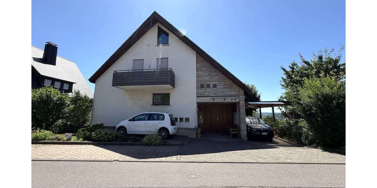 Etagenwohnung Esslingen Hegensberg - 3 Zimmer, 96 m&sup2;, 880&euro; | Angebot:27014597