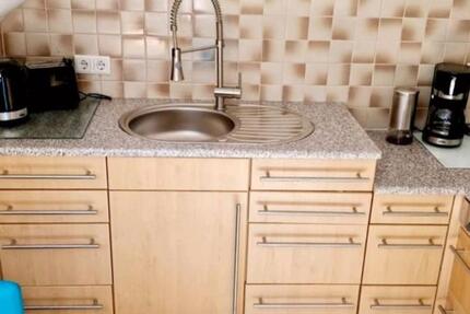 Schöne Dachgeschoßwohnung 2 zimmer