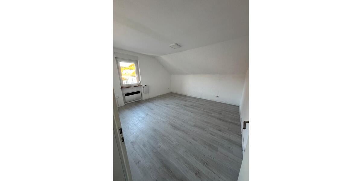 *Top Lage* Renovierte 2-Zimmer Wohnung in Besigheim 1 zimmer