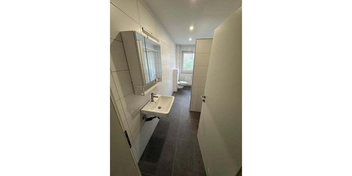 Erdgeschoßwohnung Neuental - 3 Zimmer, 108 m&sup2;, 1.030&euro; | Angebot:25932479