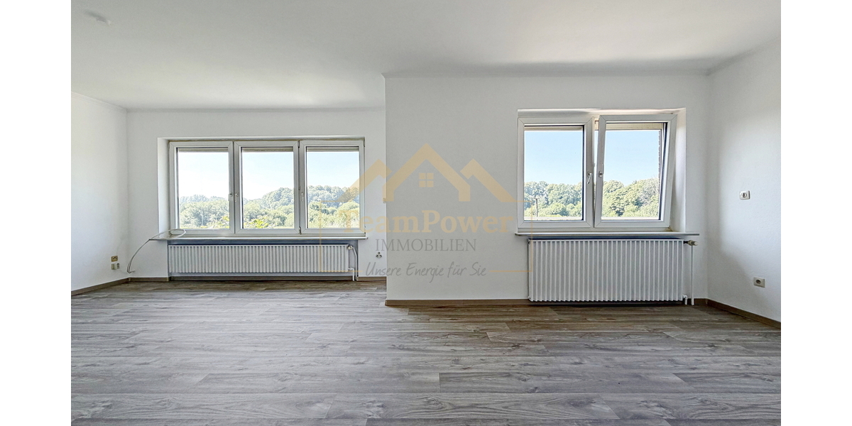 Familienfreundliches EFH mit Garten, Balkon & vielseitigem Souterrain zur Miete - Einfamilienhaus Bad Bramstedt | Angebot:26960572