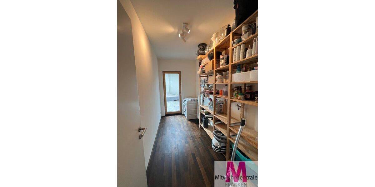 Etagenwohnung Schwabach - 4 Zimmer, 135 m&sup2;, 1.885&euro; | Angebot:26766919
