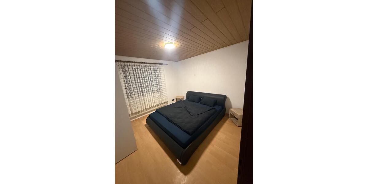 Wohnen auf Zeit Baddeckenstedt - 6 Zimmer, 200 m&sup2;, 18&euro; | Angebot:25424830