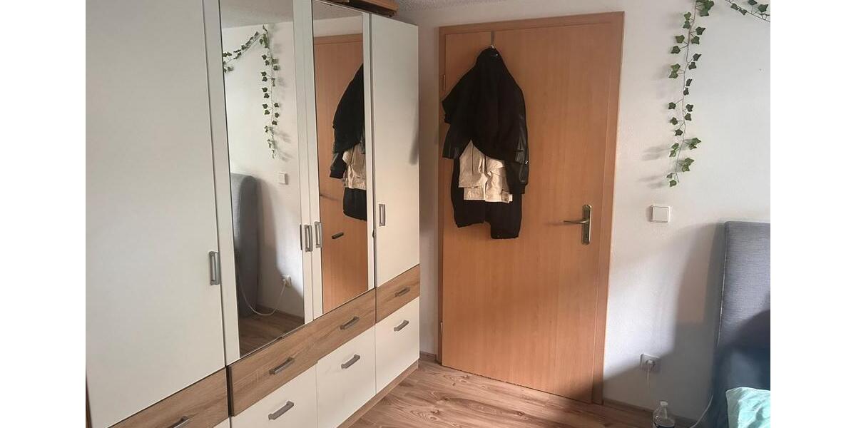 Etagenwohnung Singen (Hohentwiel) - 1 Zimmer, 15 m&sup2;, 470&euro; | Angebot:26460109