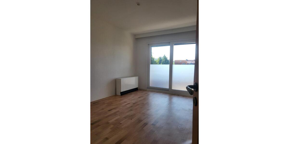 Etagenwohnung Mansfeld - 3 Zimmer, 60 m&sup2;, 370&euro; | Angebot:25540625