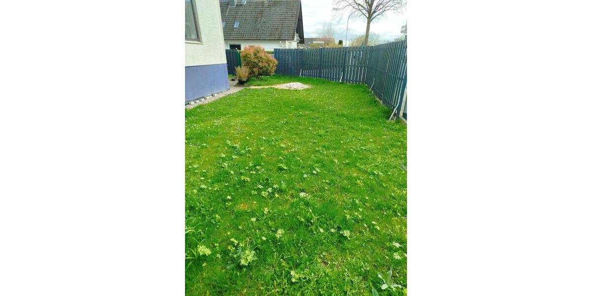 Dachgeschoßwohnung Wölfersheim - 4 Zimmer, 85 m&sup2;, 950&euro; | Angebot:26466653