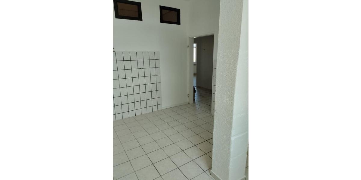 Etagenwohnung Holzminden - 4 Zimmer, 90 m&sup2;, 700&euro; | Angebot:26035975