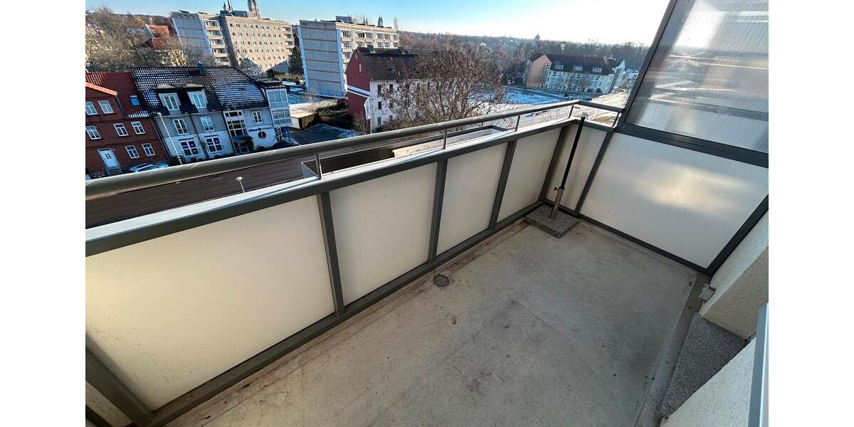 Dachgeschoßwohnung Halberstadt - 4 Zimmer, 70 m&sup2;, 352&euro; | Angebot:24440765