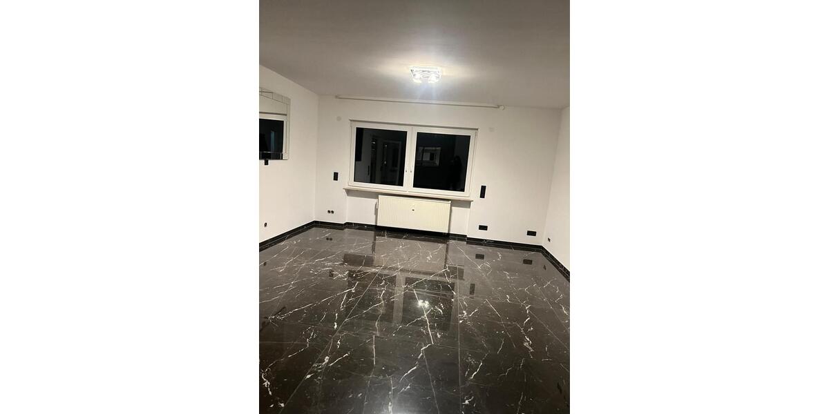 Etagenwohnung Raunheim - 5 Zimmer, 125 m&sup2;, 2.500&euro; | Angebot:24446596