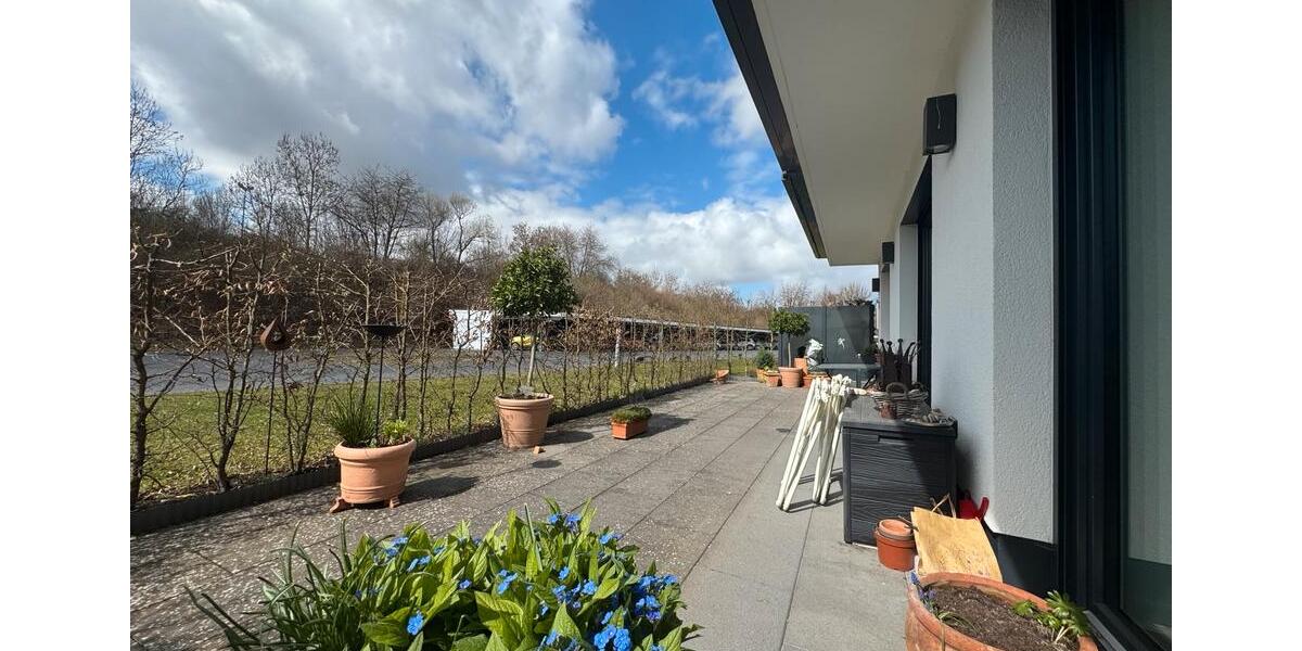 Erdgeschoßwohnung Ahnatal - 3 Zimmer, 122 m&sup2;, 1.400&euro; | Angebot:25991879