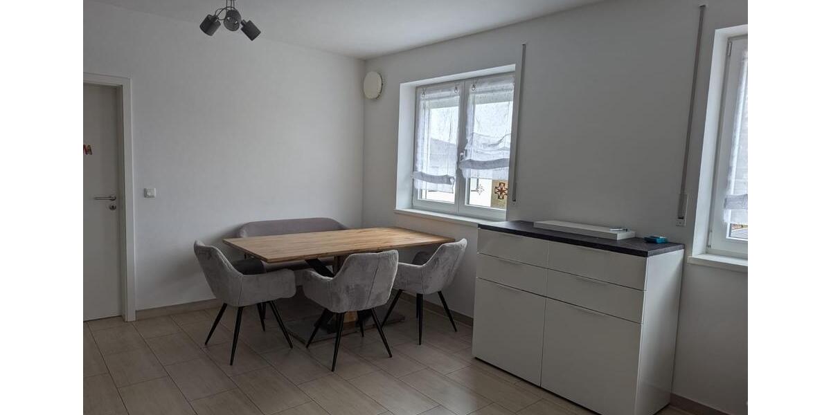 Etagenwohnung Rottenburg an der Laaber - 4 Zimmer, 93 m&sup2;, 1.120&euro; | Angebot:24848511
