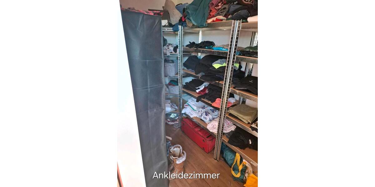 Etagenwohnung Neubörger - 3 Zimmer, 125 m&sup2;, 1.175&euro; | Angebot:26241988
