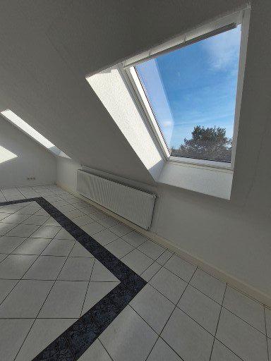 Dachgeschoßwohnung Völklingen - 5 Zimmer, 75 m&sup2;, 720&euro; | Angebot:26551291