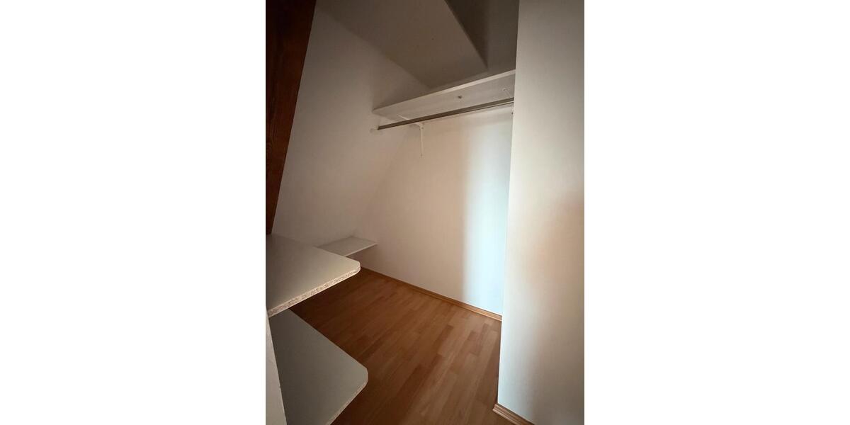 Dachgeschoßwohnung Ziesar - 2 Zimmer, 75 m&sup2;, 680&euro; | Angebot:26271573