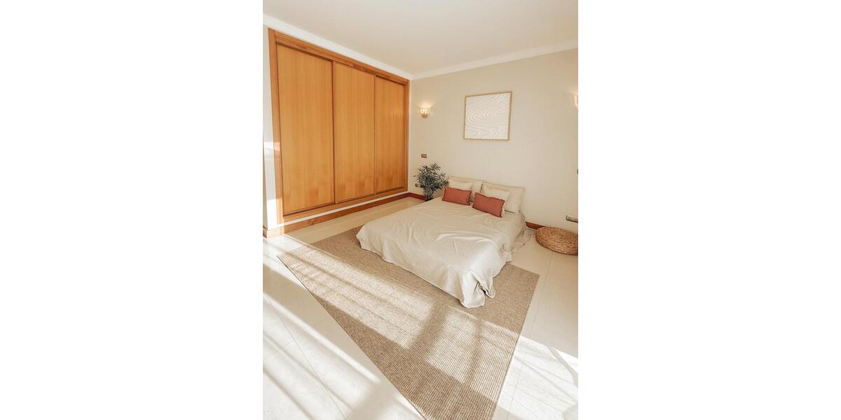 Wohnen auf Zeit Bergisch Gladbach - 3 Zimmer, 120 m&sup2;, 1.500&euro; | Angebot:25809291