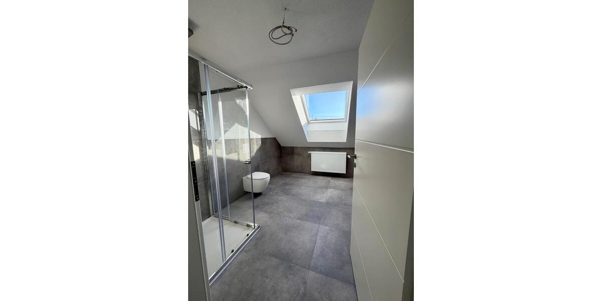 Kernsanierte 3-Zi-DG-Wohnung | Erstbezug | Pachten Ökosee 3 zimmer