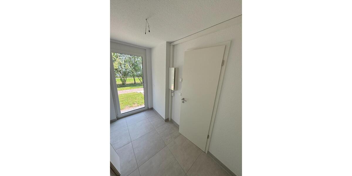 Sparen Sie bis zu 30% Energiekosten Neubau RH Whg. in Crimmitschau, Bebelstraße inkl. Kaminofen 4.5 zimmer