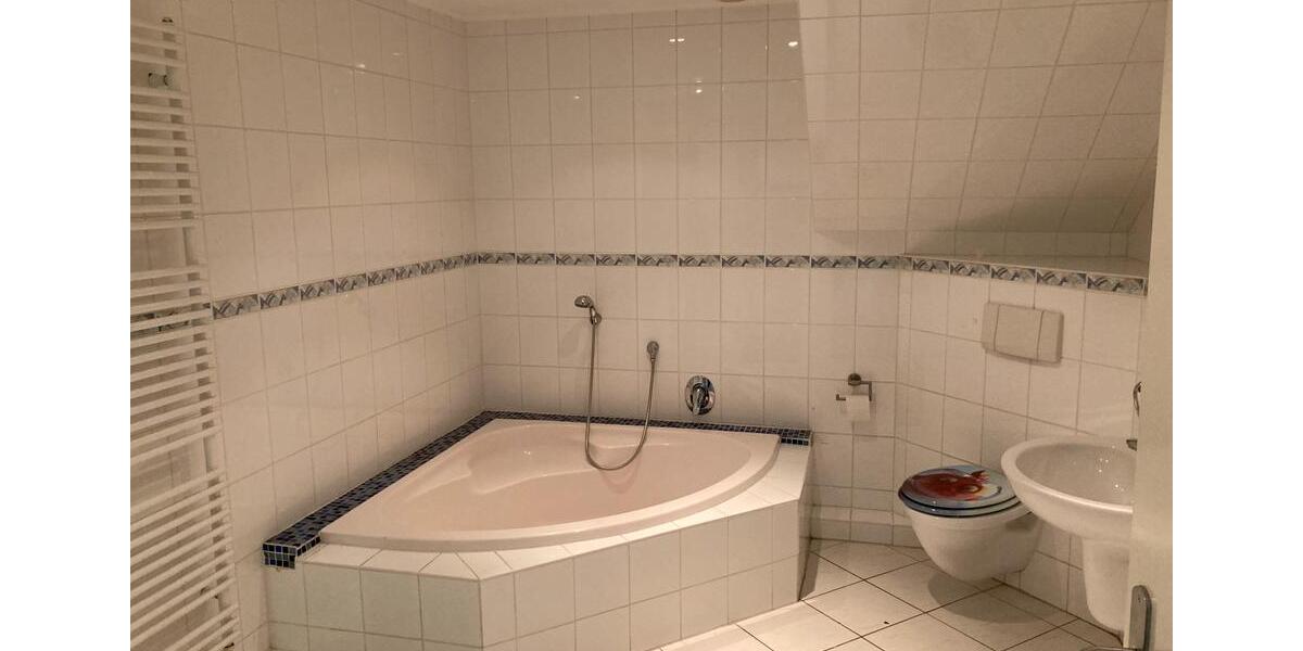 Maisonettenwohnung Büsum - 4 Zimmer, 127 m&sup2;, 1.050&euro; | Angebot:25858473