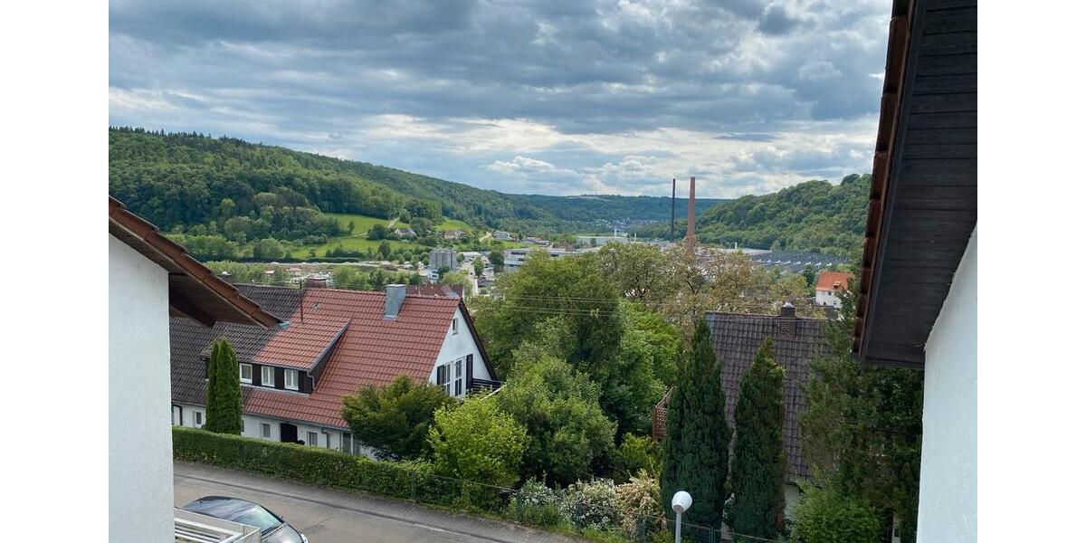 Dachgeschoßwohnung Weißbach - 3.5 Zimmer, 80 m&sup2;, 1.050&euro; | Angebot:26618449