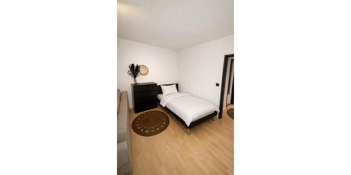 Erdgeschoßwohnung Germering - 1 Zimmer, 35 m&sup2;, 1.150&euro; | Angebot:26589421
