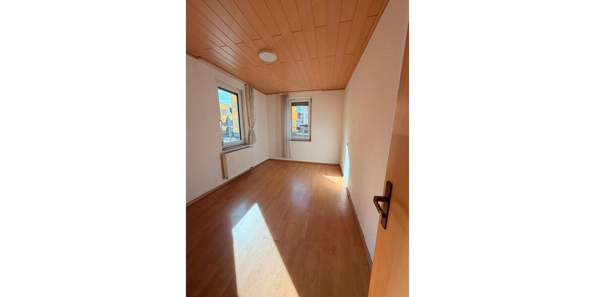 Erdgeschoßwohnung Tuttlingen - 2 Zimmer, 54 m&sup2;, 650&euro; | Angebot:26039076