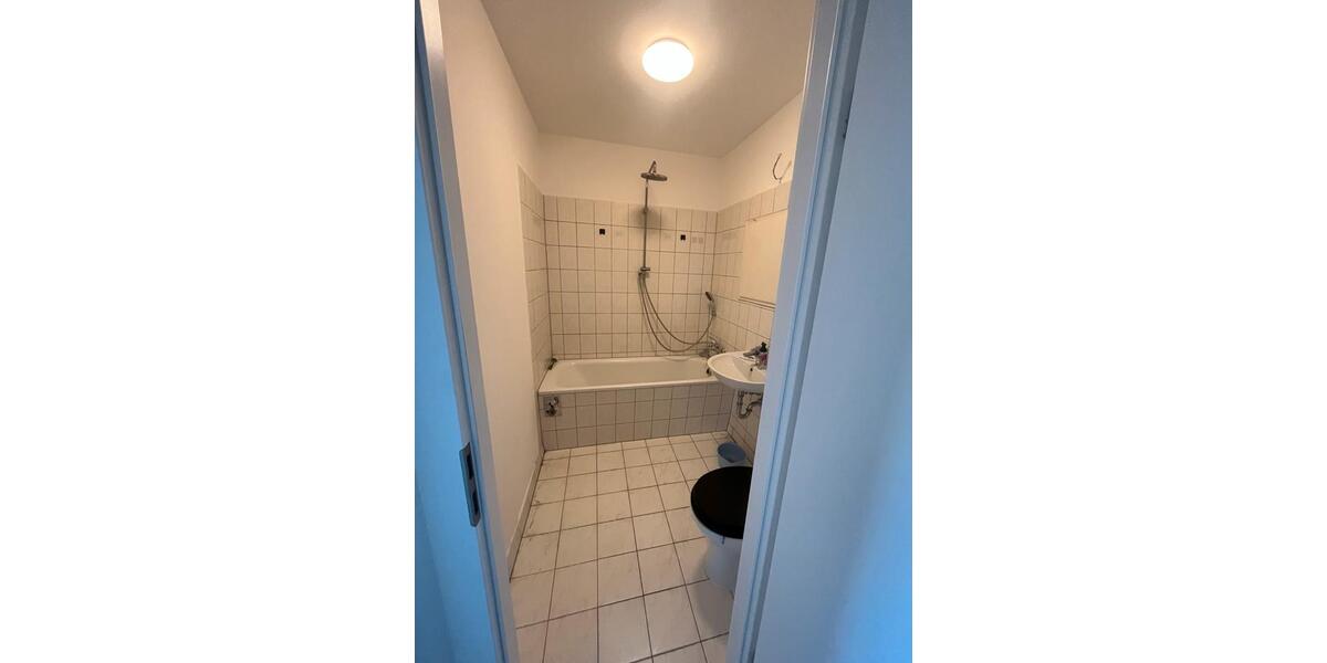 Etagenwohnung Brandenburg an der Havel Görden - 1 Zimmer, 69 m&sup2;, 750&euro; | Angebot:26003431