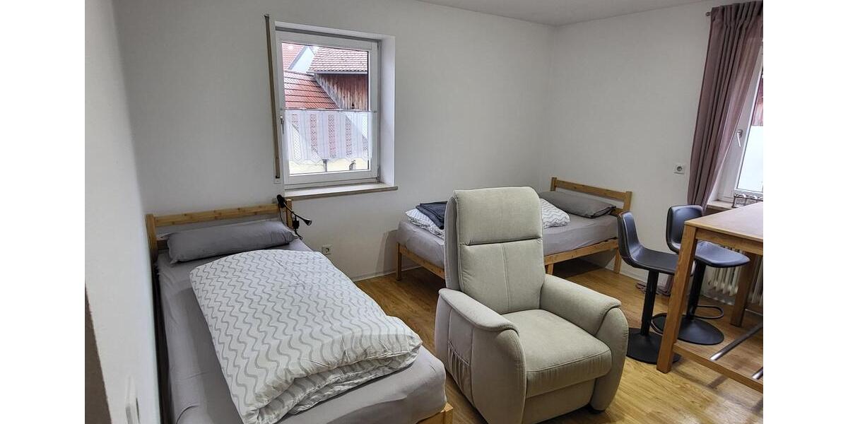 4 Zimmer incl. Küche und Bad zur befristeten Vermietung 2 zimmer