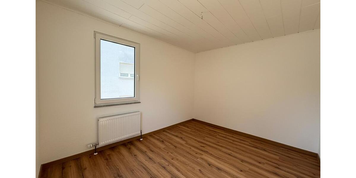 Etagenwohnung Bad Friedrichshall - 3 Zimmer, 68 m&sup2;, 890&euro; | Angebot:26421388