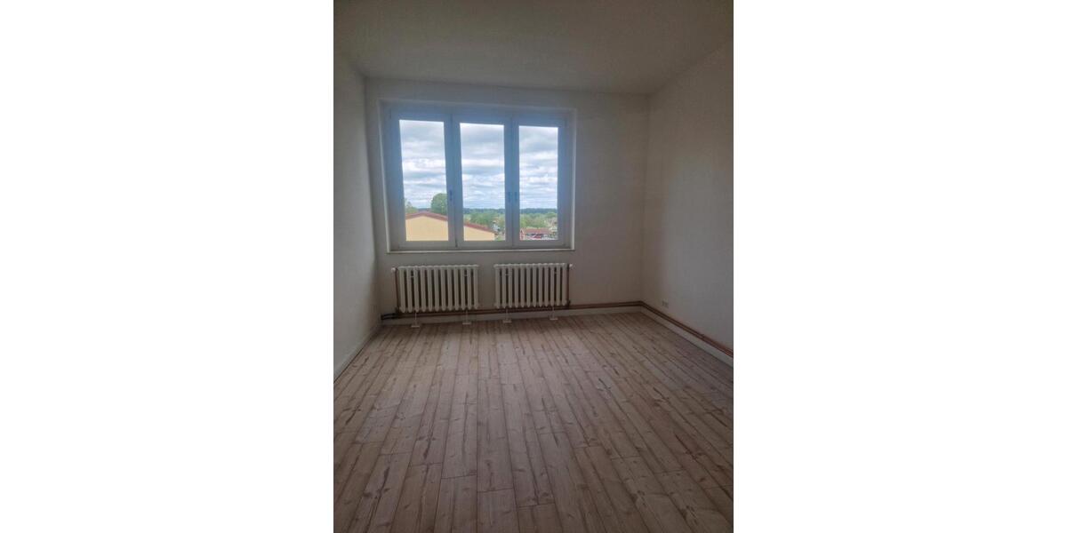 Etagenwohnung Templin - 4 Zimmer, 98 m&sup2;, 1.050&euro; | Angebot:26496212