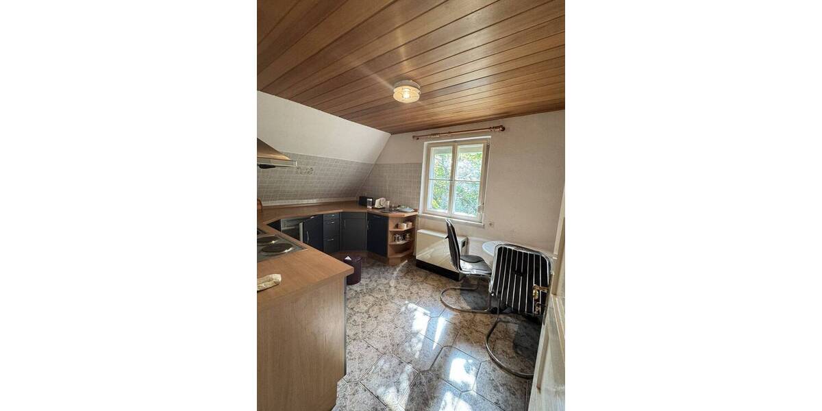 Einfamilienhaus Weisendorf / Oberlindach Oberlindach - 9 Zimmer, 205 m&sup2;, 1.595&euro; | Angebot:24028426