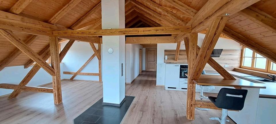Dachgeschoßwohnung Marktoberdorf - 2 Zimmer, 85 m&sup2;, 1.080&euro; | Angebot:26413857