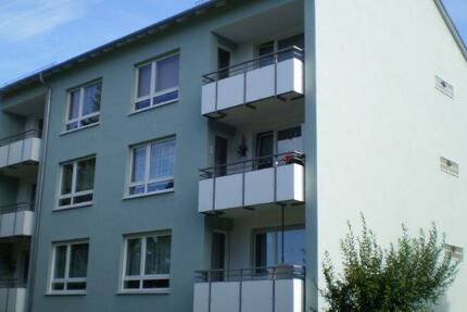 Helle 3-Zimmer-Wohnung mit Balkon in Korbach
