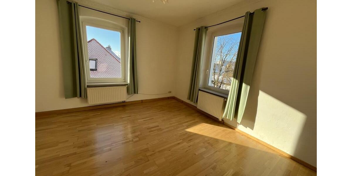 Etagenwohnung Regensburg Das Dörnberg - 3 Zimmer, 80 m&sup2;, 860&euro; | Angebot:25274800