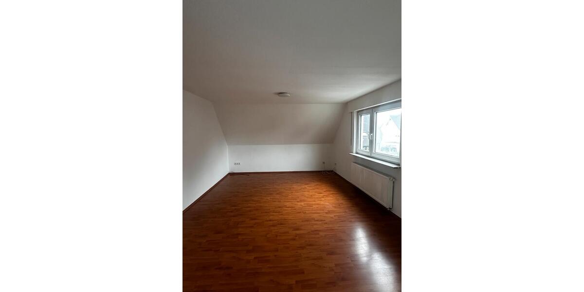 Etagenwohnung Gütersloh Kattenstroth - 3 Zimmer, 85 m&sup2;, 800&euro; | Angebot:26223538