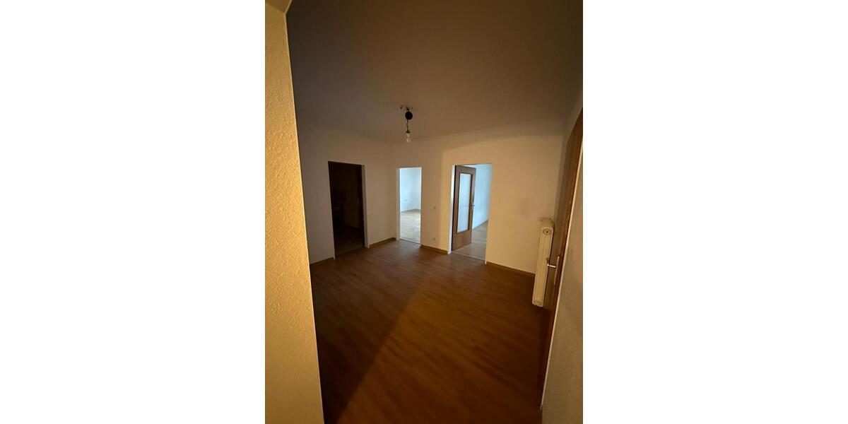 Etagenwohnung Bollendorf - 3 Zimmer, 95 m&sup2;, 800&euro; | Angebot:24585948
