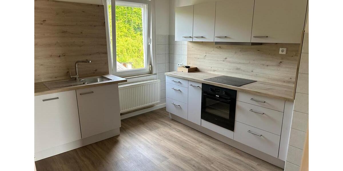 Etagenwohnung Albstadt - 4 Zimmer, 115 m&sup2;, 1.450&euro; | Angebot:26636243