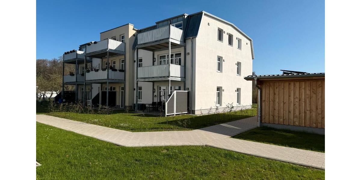 Etagenwohnung Bad Doberan - 3 Zimmer, 80 m&sup2;, 1.280&euro; | Angebot:26239873