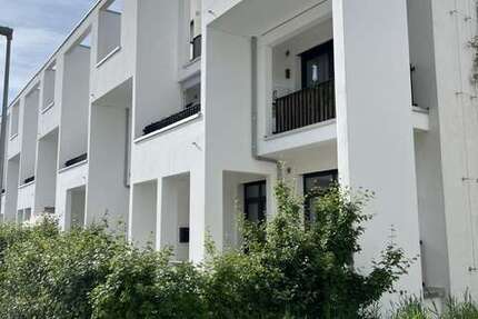 Wohnung Wolfsburg - 3 Zimmer, 95 m&sup2;, 1.165&euro; | Angebot:26754568