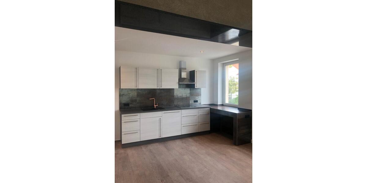 Traumhaft Wohnung in Traumhafter Lage in Borna 3 zimmer