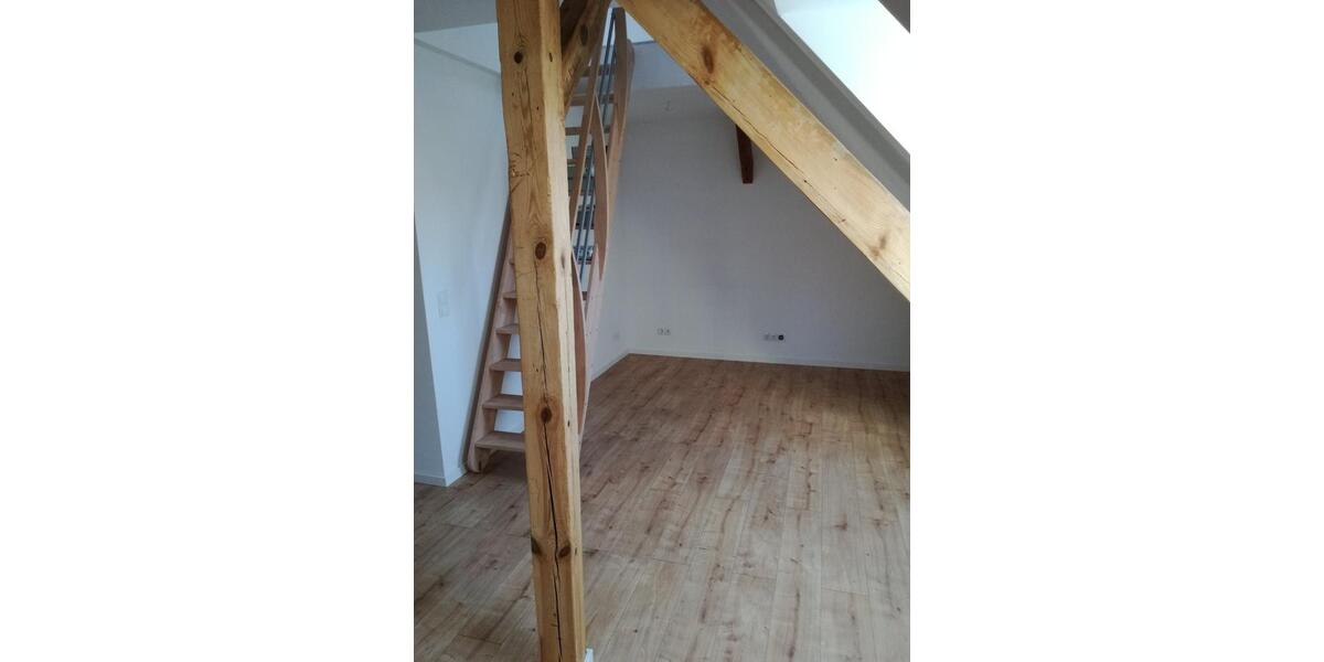 Dachgeschoßwohnung Friesack - 1 Zimmer, 35 m&sup2;, 380&euro; | Angebot:26032852